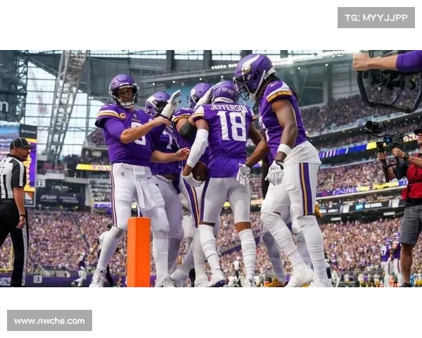 NFL新规则试行加速比赛节奏提升观赏性球迷期待更加紧凑激烈的赛场氛围 NFL新规则试行加速比赛节奏提升观赏性球迷期待更加紧凑激烈的赛场氛围